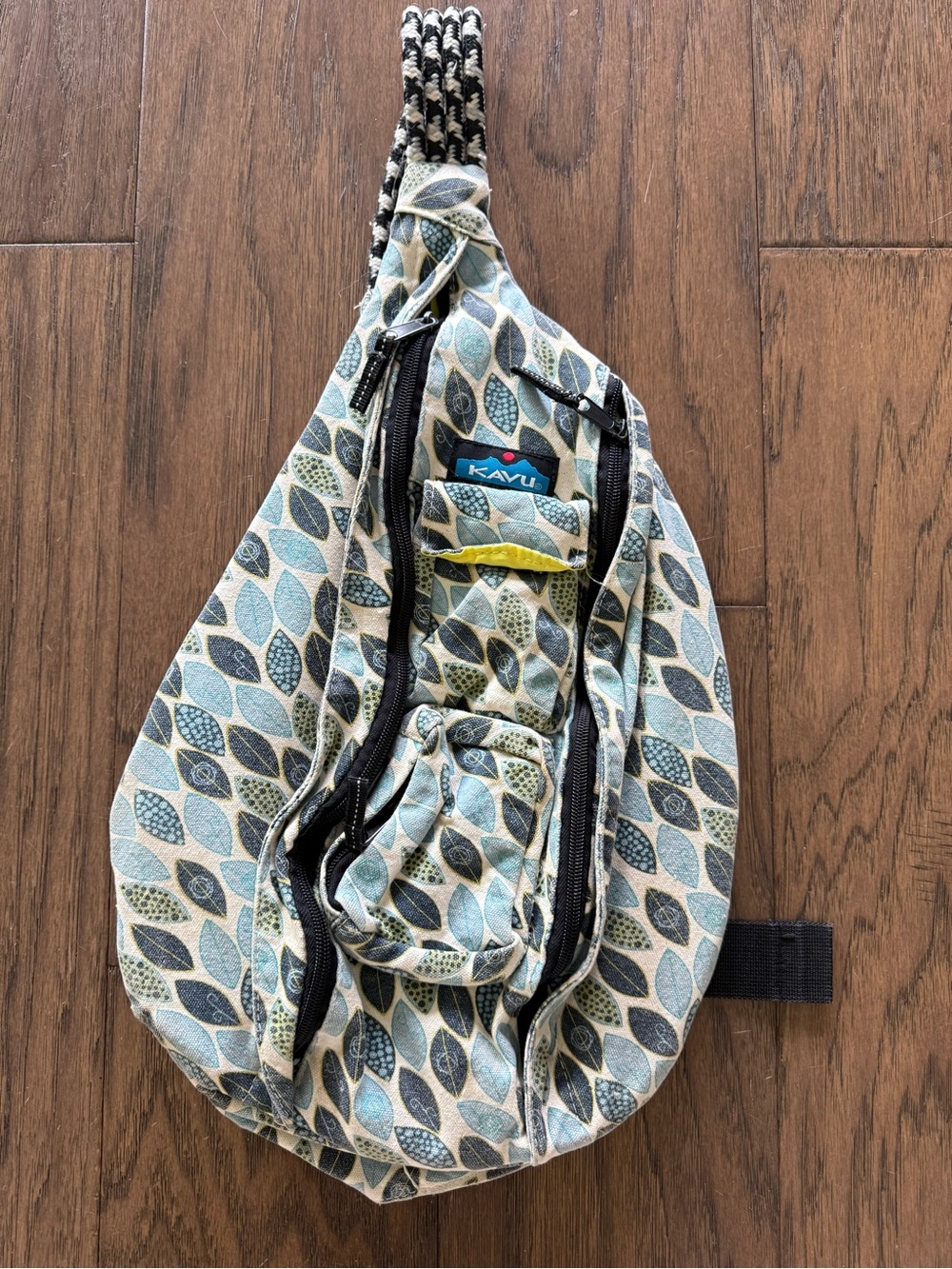 Kavu Rope Sling Bag Blue Leaves Pattern